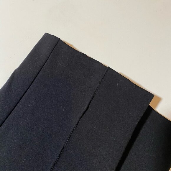 Drew Black Pleated Zip Closure Cropped Pants - Picture 4 of 6